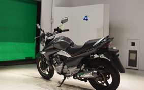 SUZUKI GSR250 2003