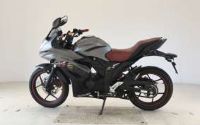SUZUKI GIXXER 150