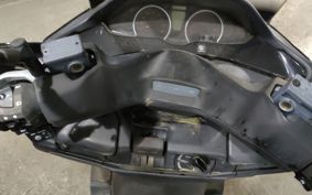 SUZUKI SKYWAVE 250 CJ46A