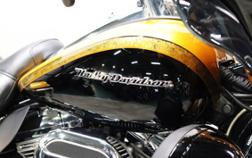 HARLEY FLHTKSE CVO 2014 TEN