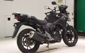 SUZUKI Vｽﾄﾛｰﾑ250A 2022