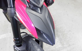 DUCATI HYPERMOTARD 820 SP 2015