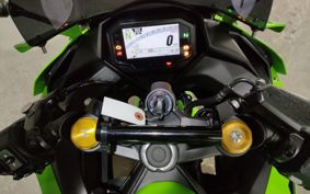 KAWASAKI  NINJA ZX-4RR ZX400P