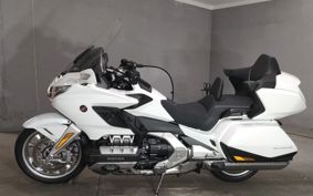 HONDA GL1800 TOUR DCT SC79
