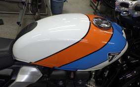 TRIUMPH SPEED TWIN 900 2025