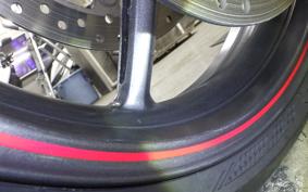 TRIUMPH DAYTONA 675 R 2011