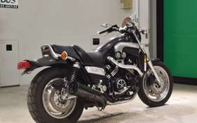 YAMAHA VMAX 2000