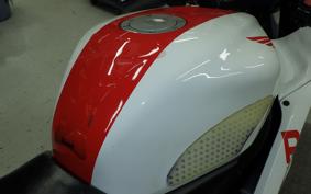 HONDA CBR600RR 2004 PC37
