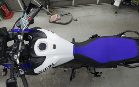 SUZUKI Vｽﾄﾛｰﾑ650XTA 2026 C733M