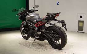 TRIUMPH STREET TRIPLE R 2021