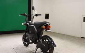 YAMAHA EC-02 1996 SY02J