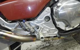 HONDA X4 1997 SC38