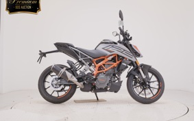 KTM 125 DUKE 2024