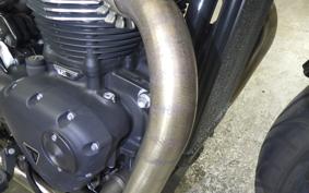 TRIUMPH BONNEVILLE BOBBER 2024
