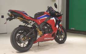 HONDA CBR600RR 2021 PC40