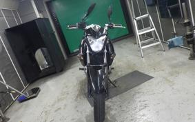 SUZUKI GSR250 2004
