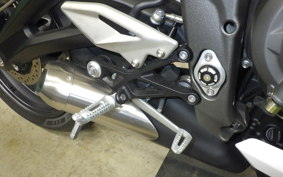 TRIUMPH STREET TRIPLE S 2021