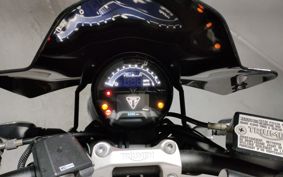 TRIUMPH TRIDENT 660 LGL10U