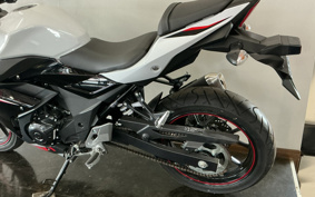 SUZUKI GSX250 R DN11A