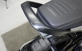 HUSQVARNA SVARTPILEN 401 2021