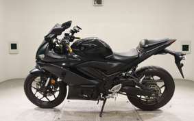 YAMAHA YZF-R25 A 2022 RG43J