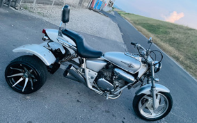 HONDA V- TWIN MAGNA TRIKE MC29