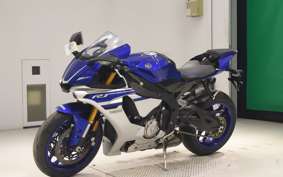 YAMAHA YZF-R1 2016