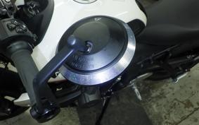 TRIUMPH TRIDENT 660 2021