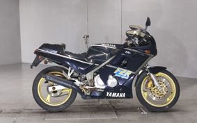 YAMAHA FZR250 2KR