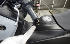 YAMAHA T-MAX 560 T 2025 SJ21J
