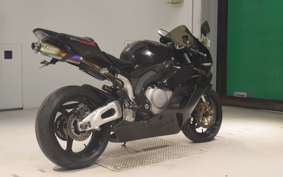 HONDA CBR1000RR 2005