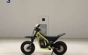 TRIUMPH TXP-12