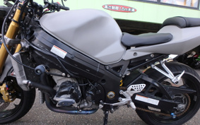 SUZUKI GSX-R1000 2003 GT75A