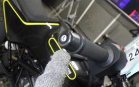 HUSQVARNA SVARTPILEN 401 2020