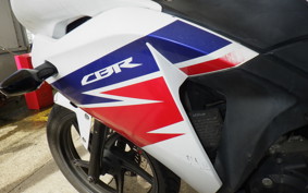 HONDA CBR125R JC50