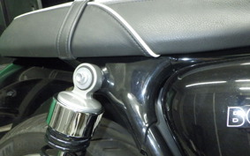 TRIUMPH BONNEVILLE T100 2020