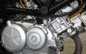 HONDA VTR 250 2019 MC33
