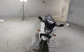 HONDA CBR650F RC83