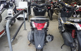 YAMAHA N-MAX SE86J