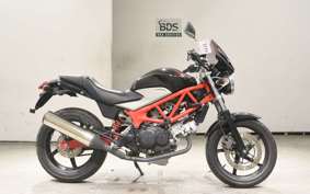 HONDA VTR 250 MC33