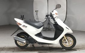 HONDA DIO Z4 AF63