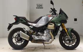 MOTO GUZZI V100マンディロS 2023