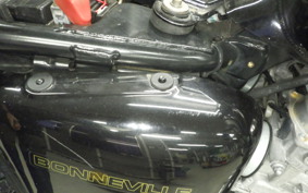 TRIUMPH BONNEVILLE SE 2010