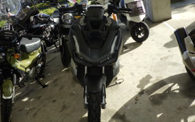 HONDA ADV150