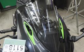 KAWASAKI ZX 10 NINJA R SE 2019 ZXT02E