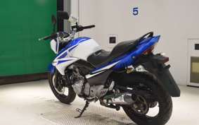 SUZUKI GSR250