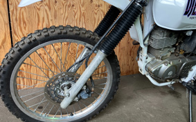 SUZUKI DJEBEL200 SH42A