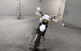 SUZUKI DR250R SJ45A