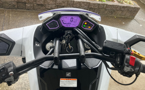 HONDA NM4 VULTUS -02 2015 RC82