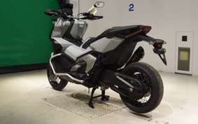 HONDA X-ADV 750 2024 RH10
